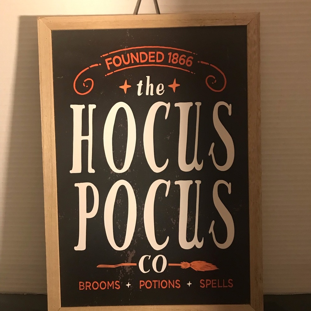 Hocus Pocus Co. Halloween Decorative Sign